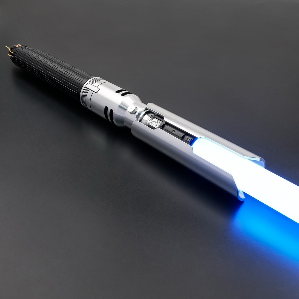 Cal Kestis Damaged Baselit Lightsaber