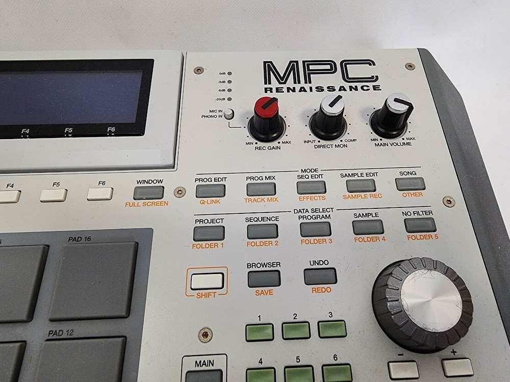 AKAI MPC Renaissance Sequencer Sampler MIDI