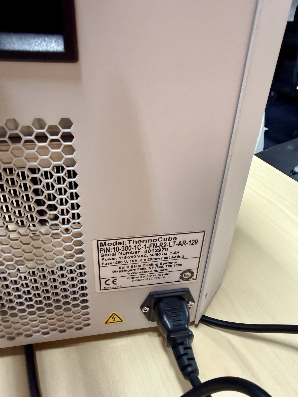 Solid State Cooling Systems SSCS Thermo Cube Recirculating TEC Chiller