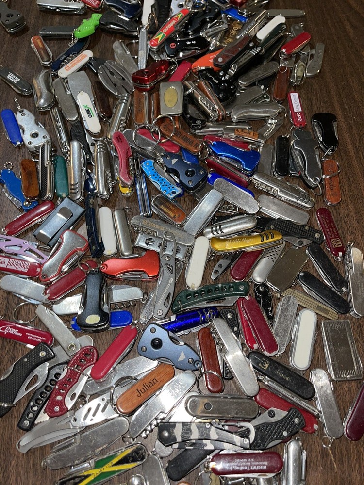 TSA Confiscated Pocket Knives/ Multitools Lot Limited Time! (see description)