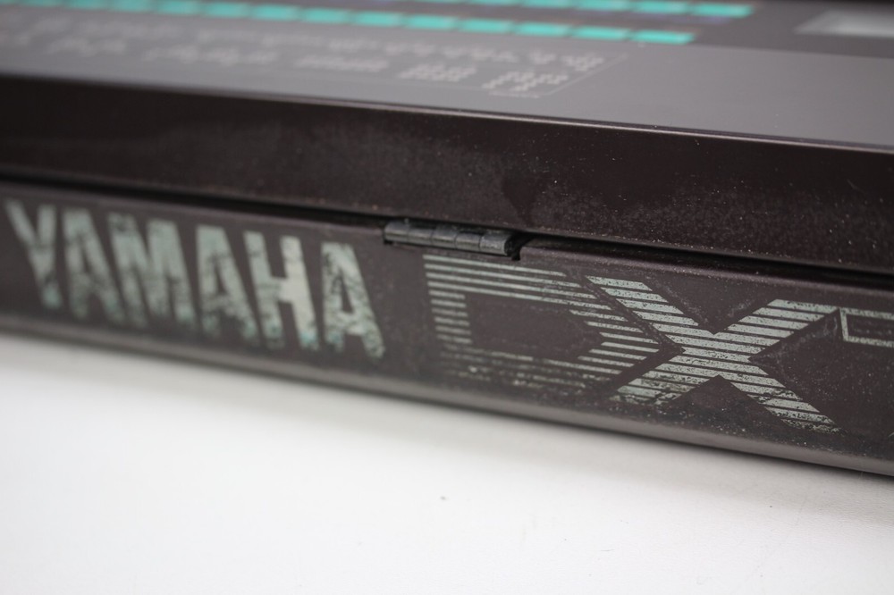 Yamaha DX7 Programmable Algorithm Synthesizer 1983 - 1987 - Black SHOP TESTED