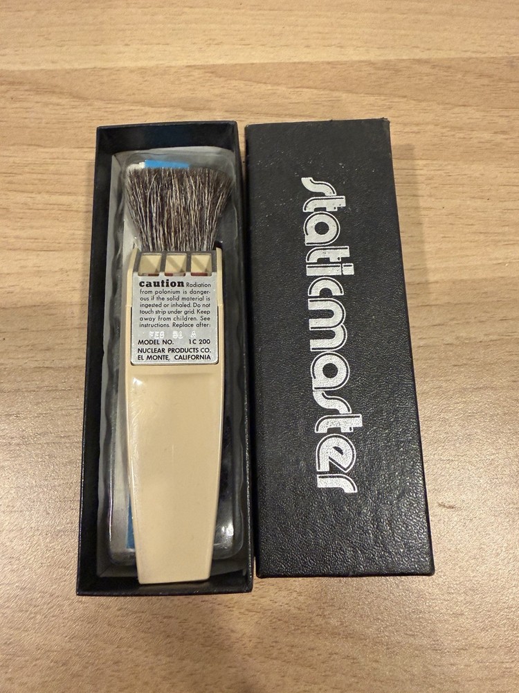 Vintage Staticmaster 1C200 Cleaning Brush 1" in Original Box Paperwork
