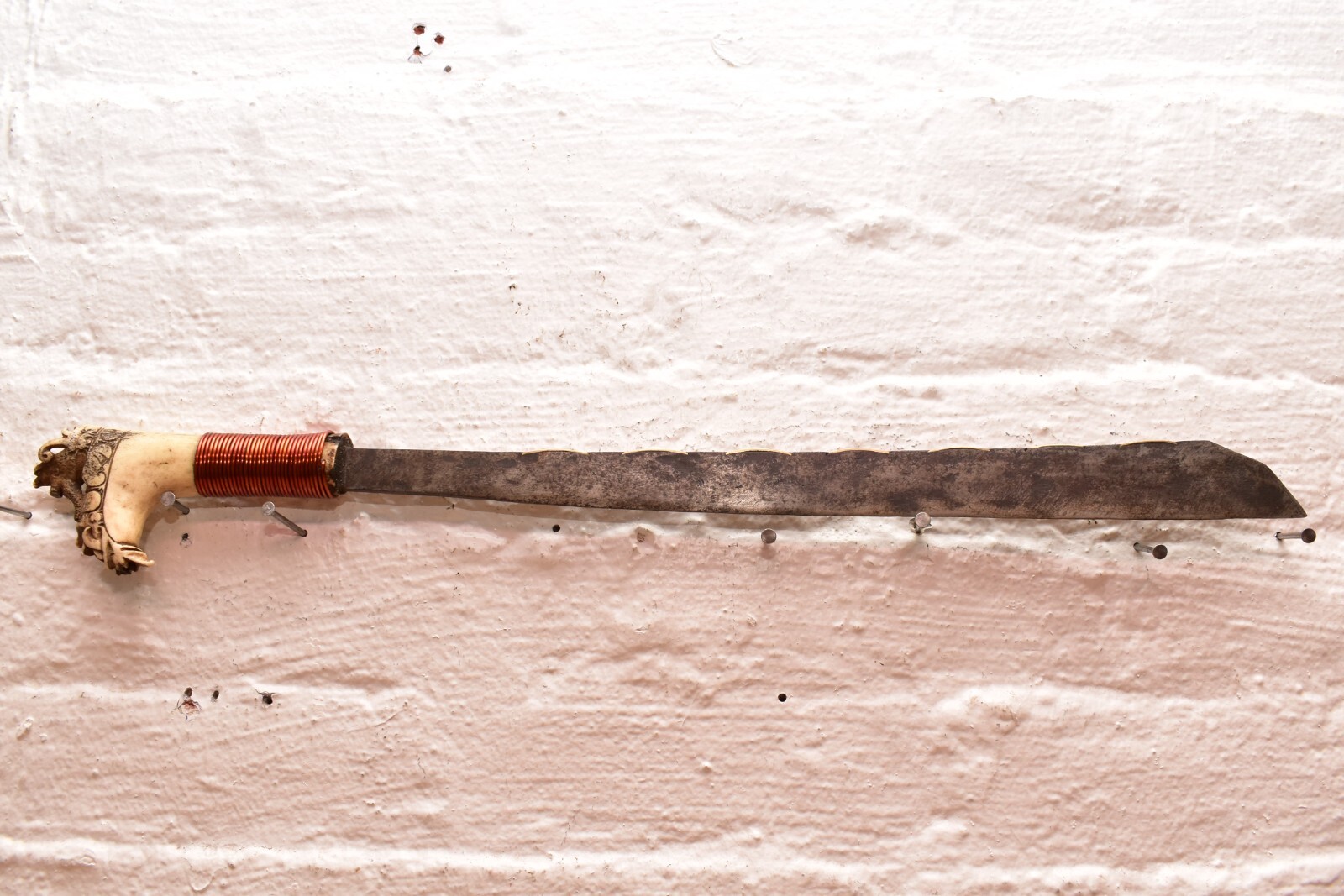 Old South East Asian Mandau Dayak Headhunters Sword Borneo Finely Carved Handle