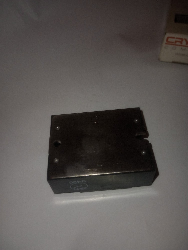 NEW GENUINE CRYDOM D1240 SOLID STATE RELAY 3-32V