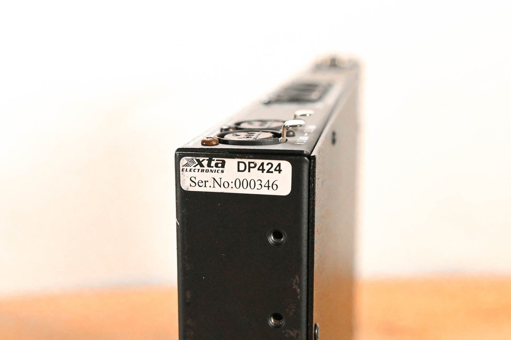 Xta Electronics DP424 2-in 4-out Signal Processor CG01QL2