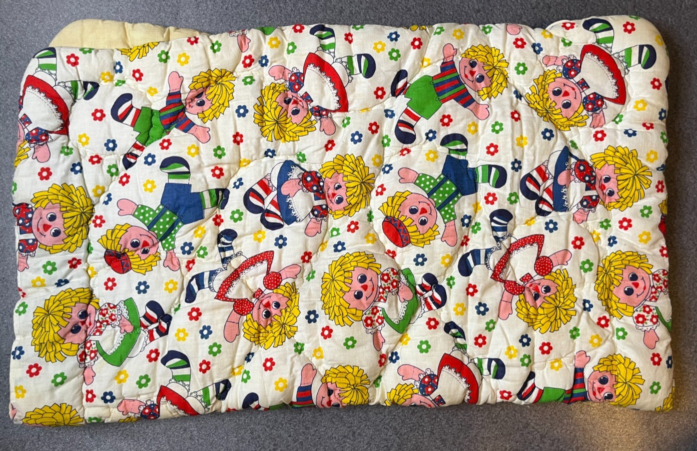 Vintage Raggedy Ann and Andy Child's Sleeping Bag Hand Made? 18 x 30"