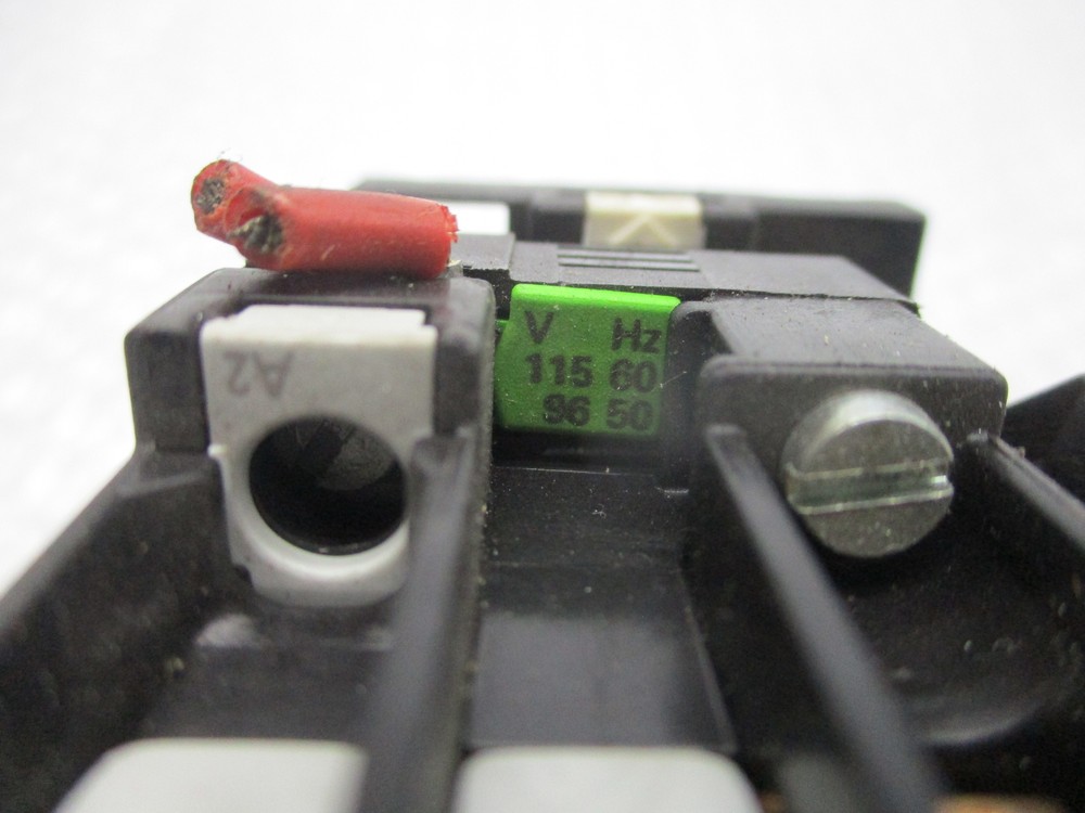 SIEMENS 3TF30 CONTACTOR 120V UNMP