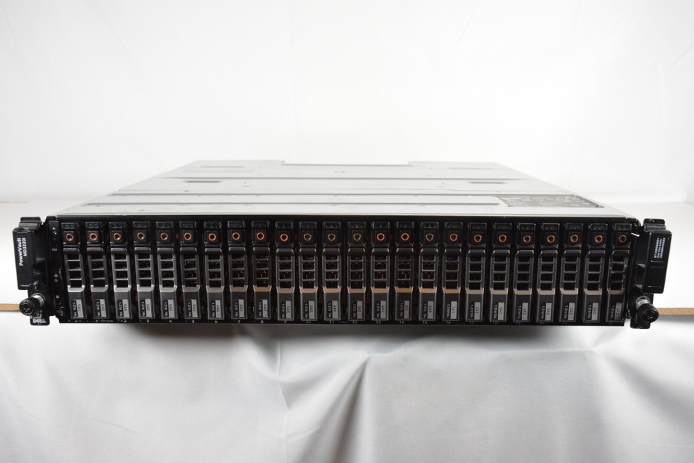 DELL PowerVault MD3220i SAN Storage Array 2x iSCSI 0770D8 2PSU 12x Caddy