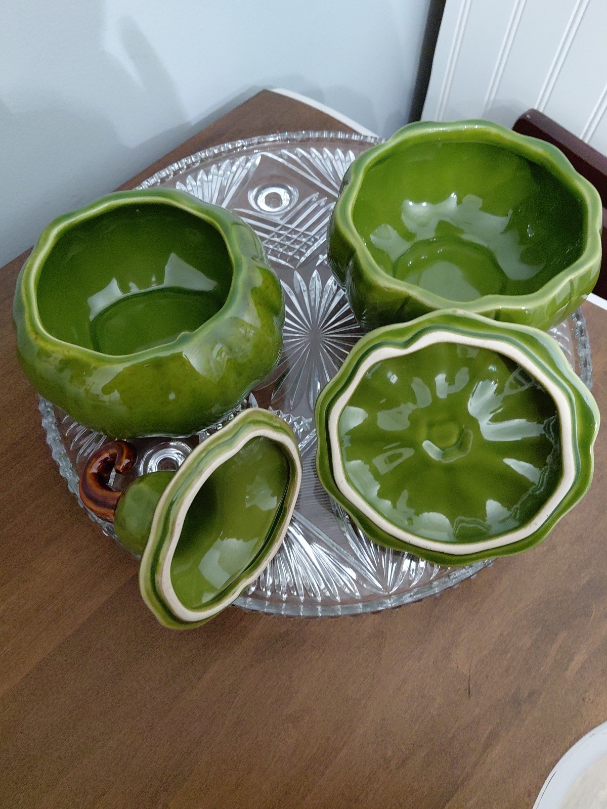 Set of 2 WILLIAMS SONOMA Ceramic Green Pumpkin & Gord W/Lids