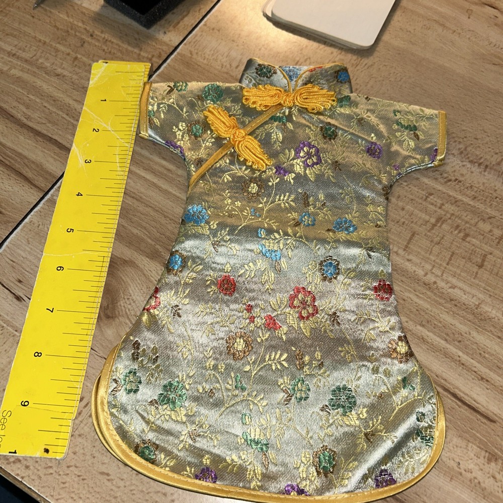Oriental Wine Bottle Cover
