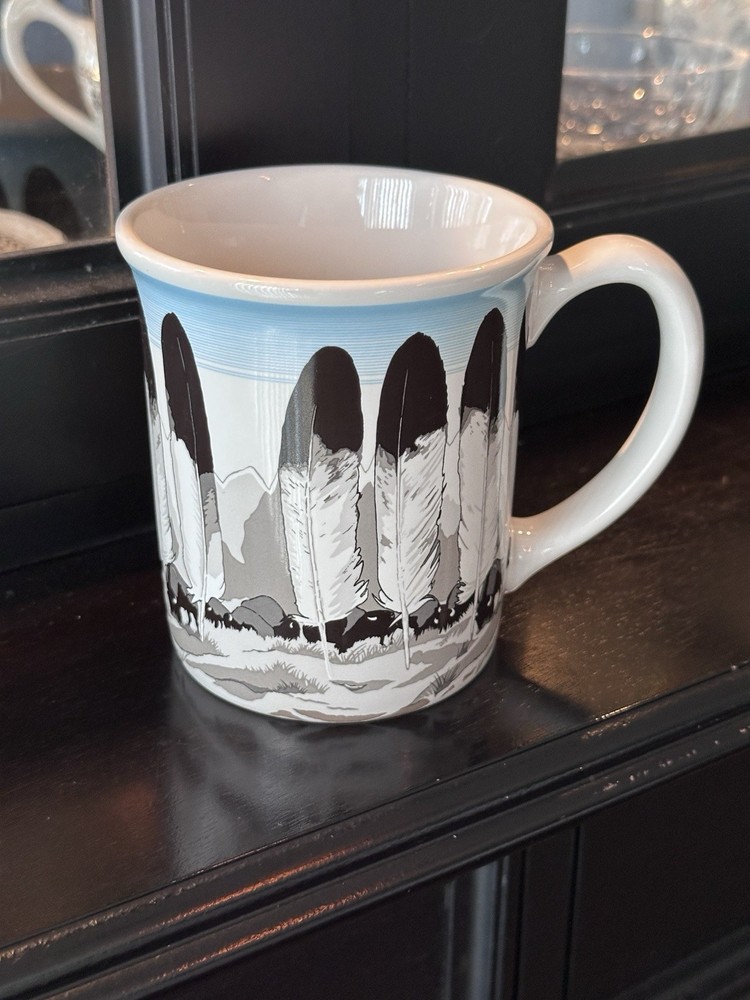 PENDLETON Legendary Ceramic Mug "In Their Element" Feathers 18 oz