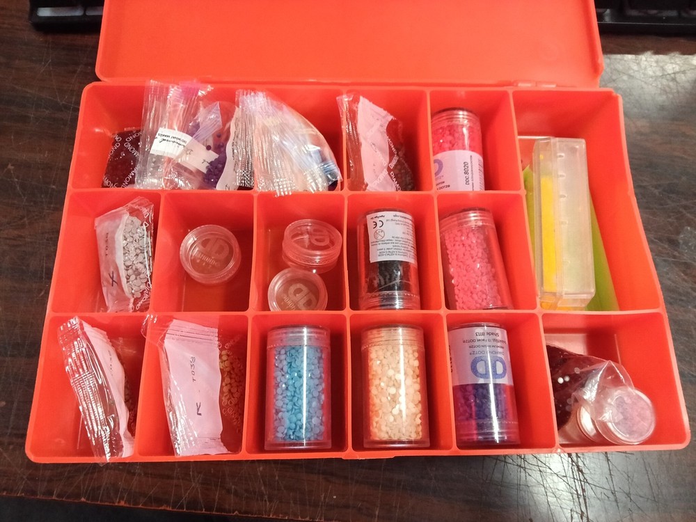 Diamond Painting Drills & Storage Case Lot - DMC Color Coded Beads