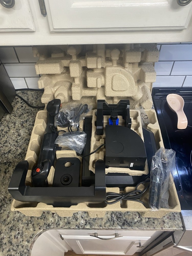 Saitek Pro Flight Yoke Throttle Quadrant Professional Simulation System