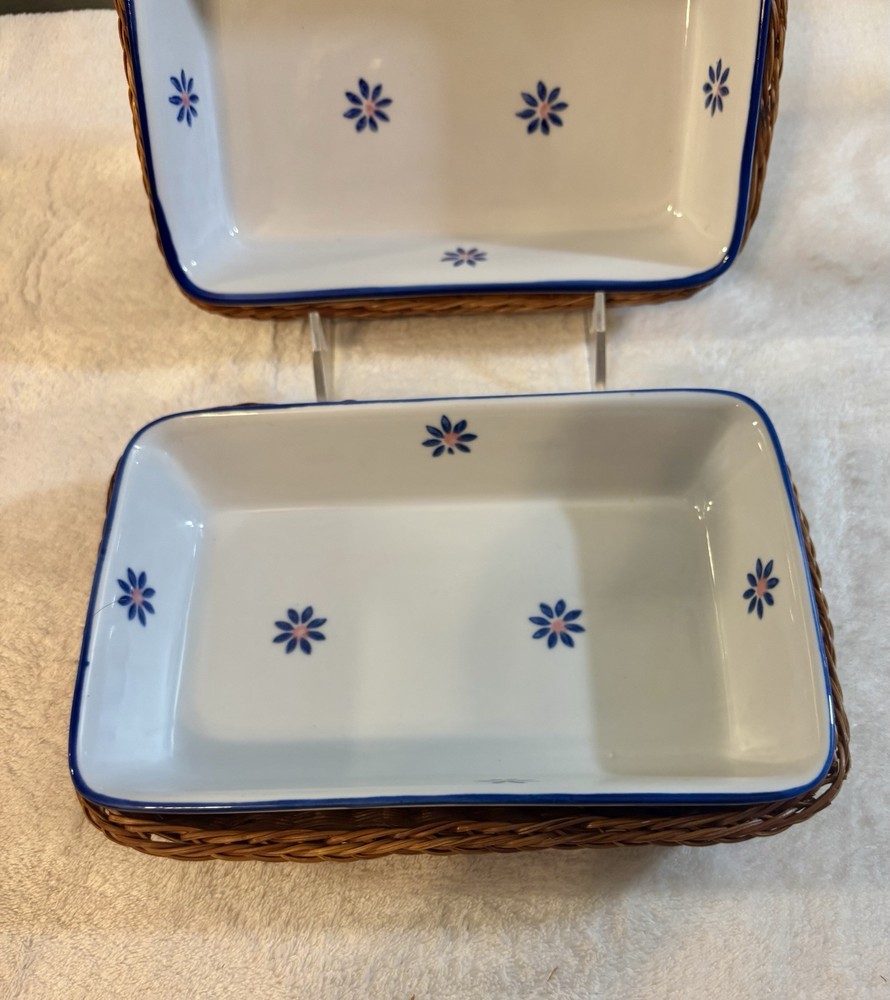 Snowflake Ceramic Oven Dishes With Bamboo Serving Baskets, Set Of 2, Stackable.