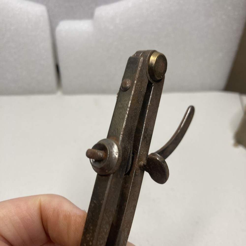 Vintage E. C. Simmons Wing Divider. -F