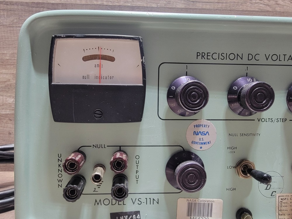 EDC VS-11N Precision DC Voltage Refrence - Electronic Development Co. READ DESC