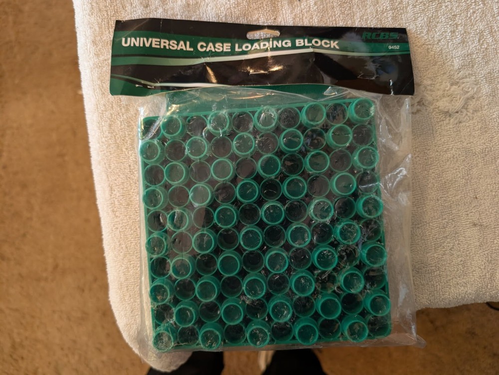Universal case loading block #9452 Brand New Holds 50 Cases 2 Packages