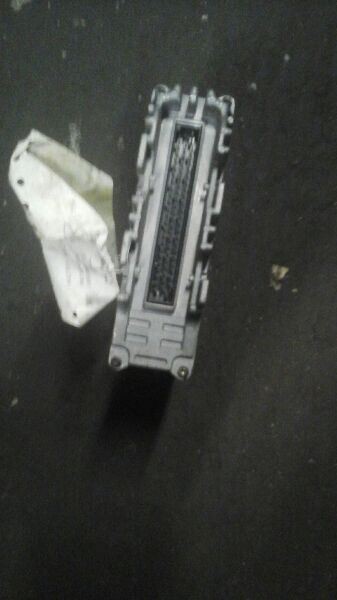 93 94 PASSAT ENGINE ECM ELECTRONIC CONTROL MODULE UNIT ECU FROM VIN 136399