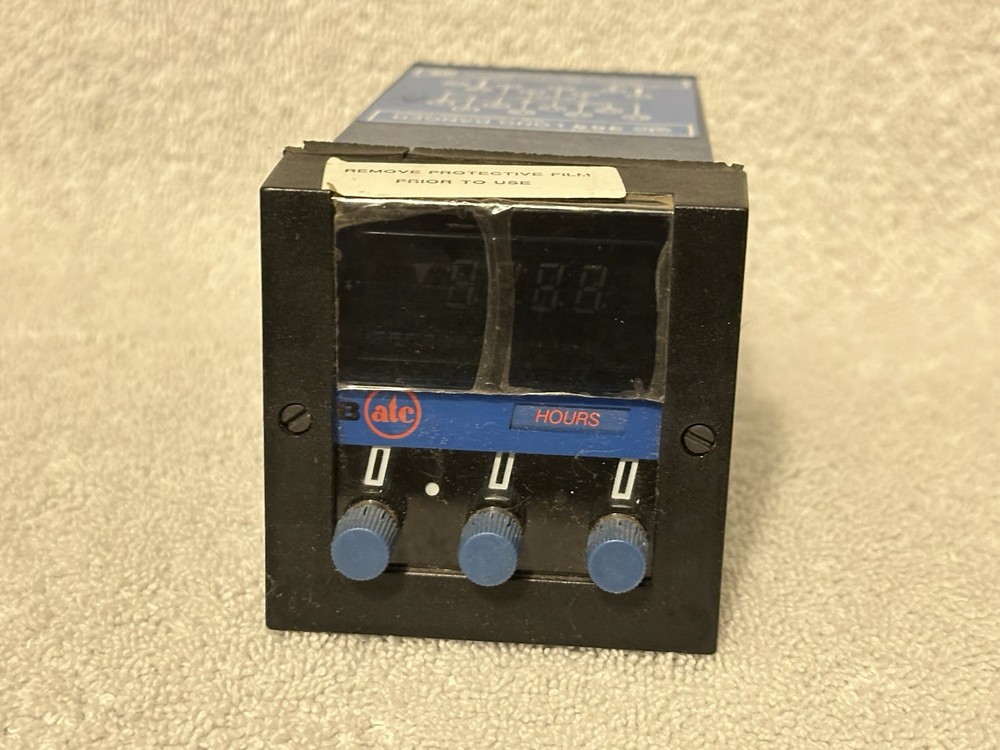 ATC SERIES 365 Long Ranger Computing Timer & Display 7A 1/6HP 250 VAC NOS