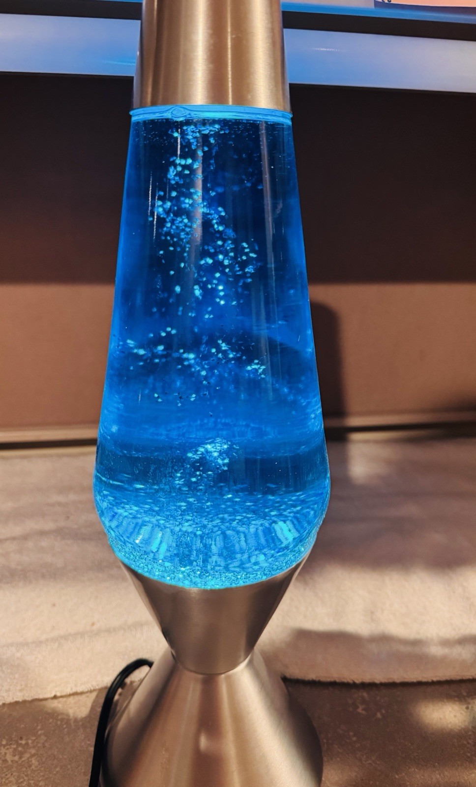 VINTAGE 16" Lava Lamp Solid Silver Base with Blue Liquid And Silver Glitter