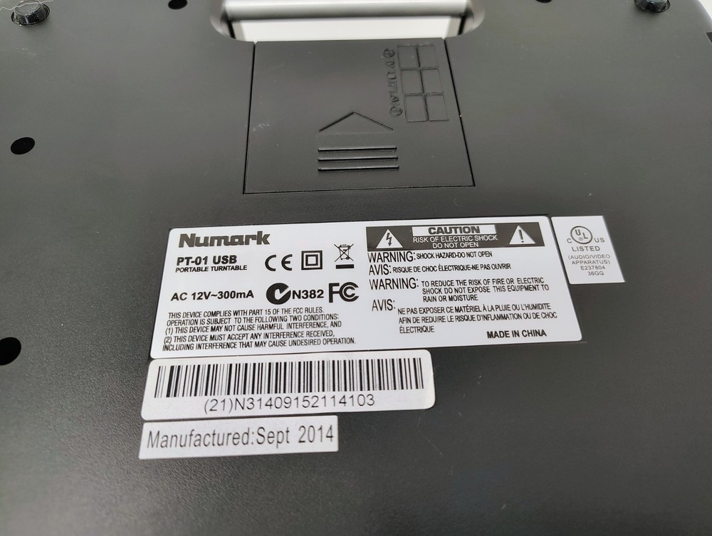 Numark PT-01 USB Portable Turntable In Good Condition PLEASE READ description
