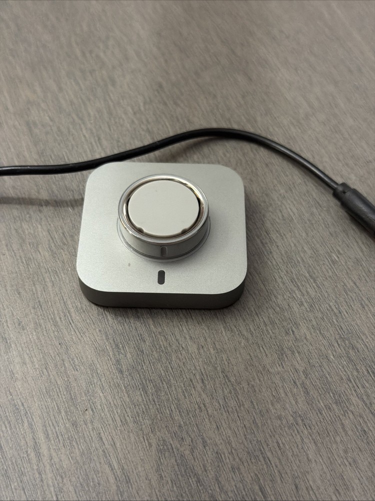 Oura Ring Gen 4 Silver Size 12 with Charger