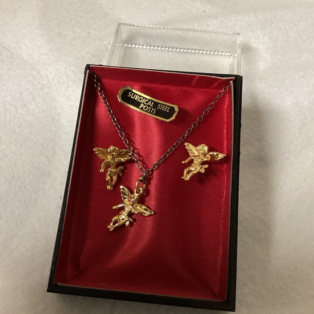Angel Earring And Necklace Set
