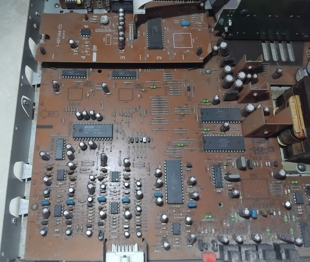 Vintage Sony Liberty SDP-V810 Digital Sound Processor Graphic Equalizer Analyzer