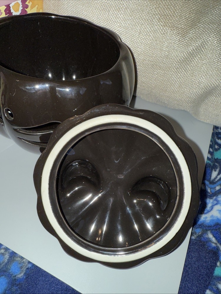 Black Cat Cat-O-Lantern Ceramic w lid