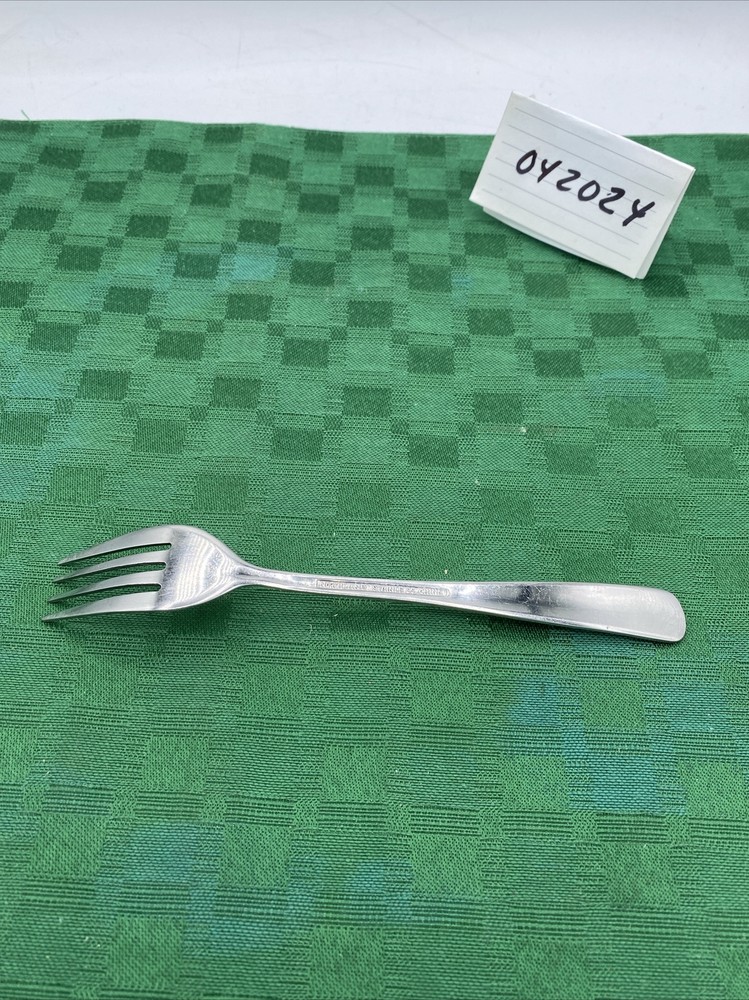 Northland (Oneida) Village Common pattern Salad Fork 6.75”