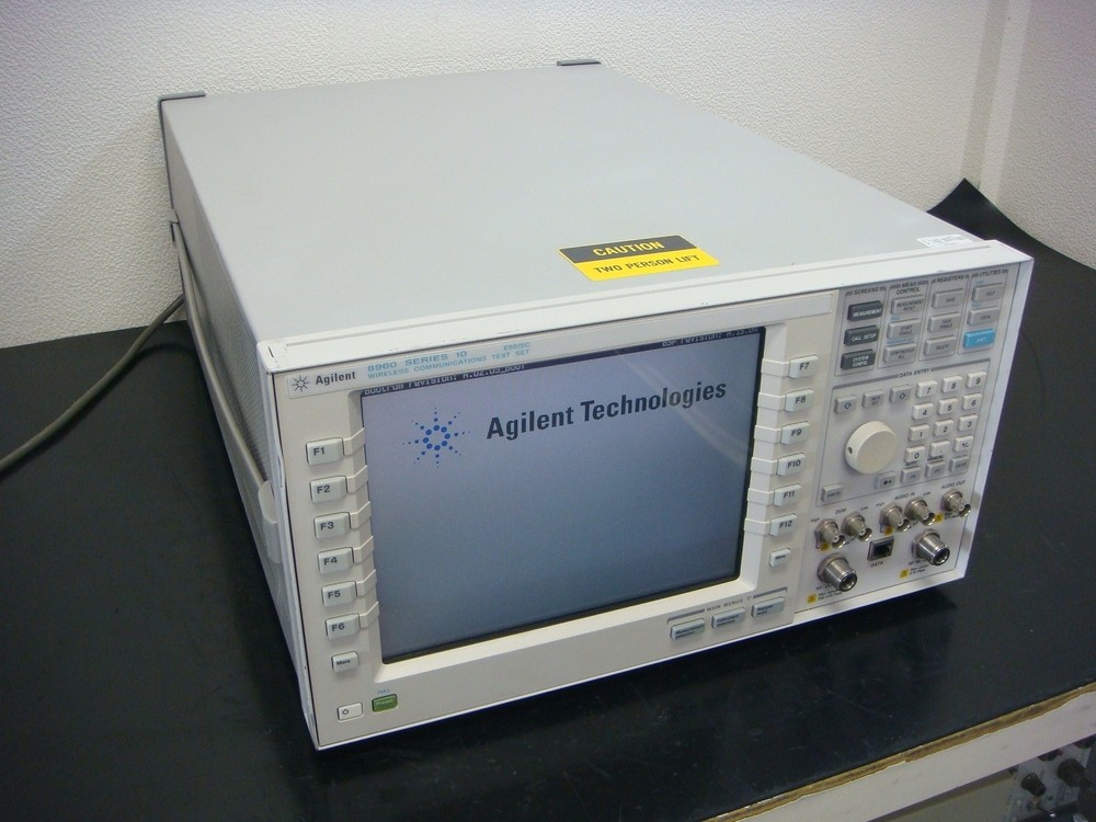 Agilent E5515C /002/003 Wireless Communications Test Set