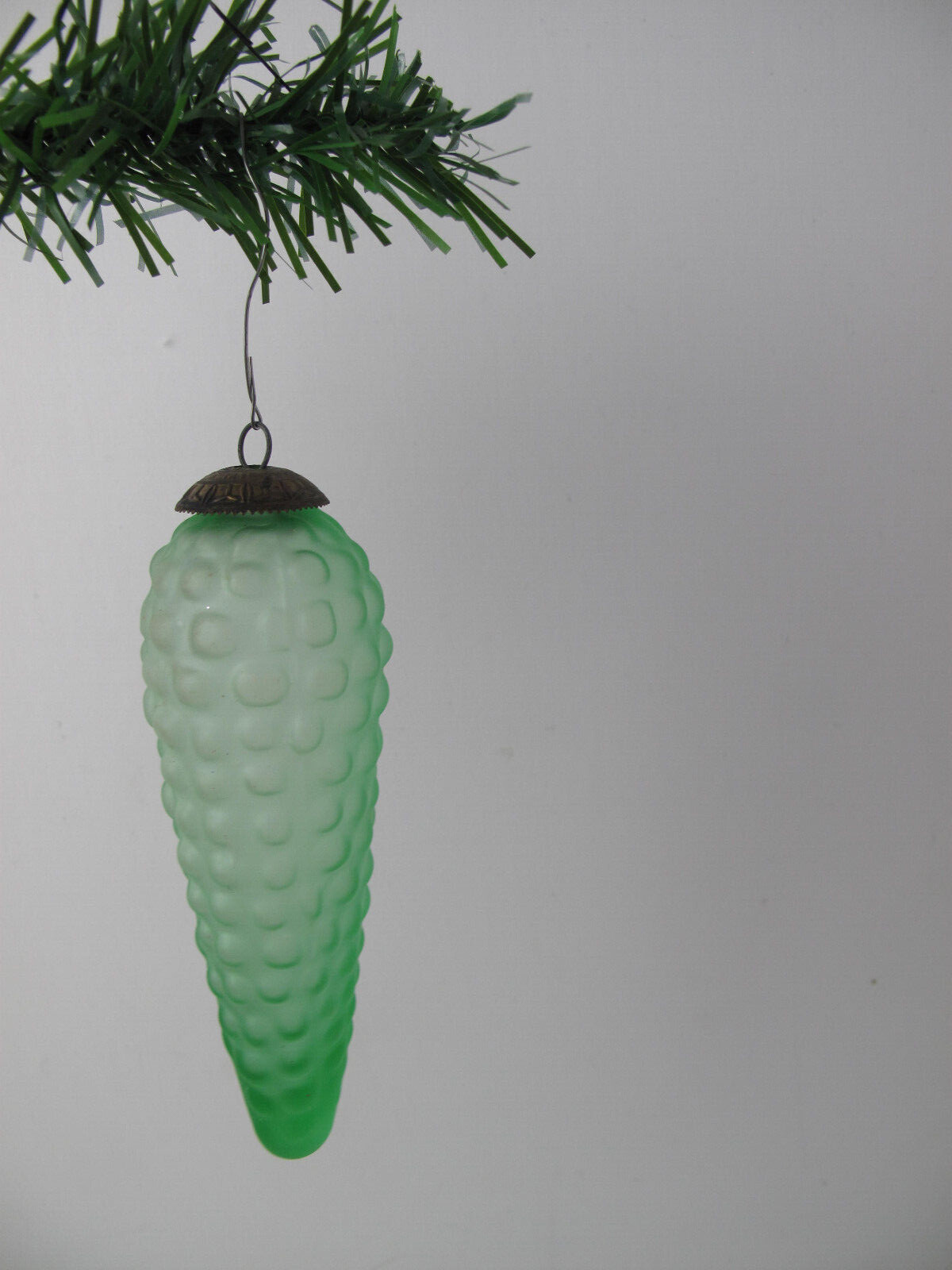 Vintage Kugel Midwest Christmas  Ornament  Green Glass Grape Long