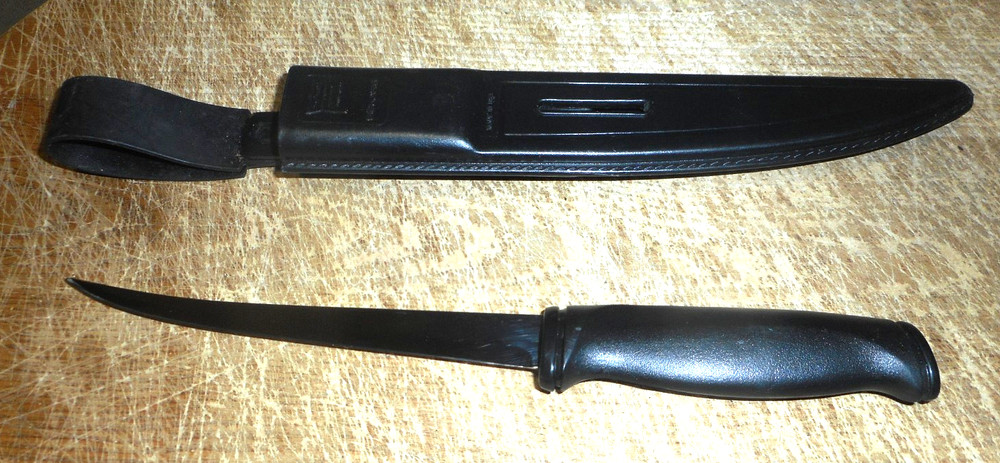 FISKARS FIXED 6¼" Blade FISH FILLET KNIFE POWERGRIP BLACK RUBBER HANDLE