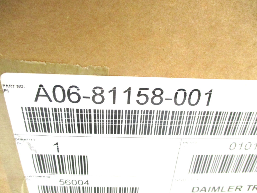 A06-81158-001 FOR FREIGHTLINER HEADLIGHT HEADLAMP ASSEMBLY