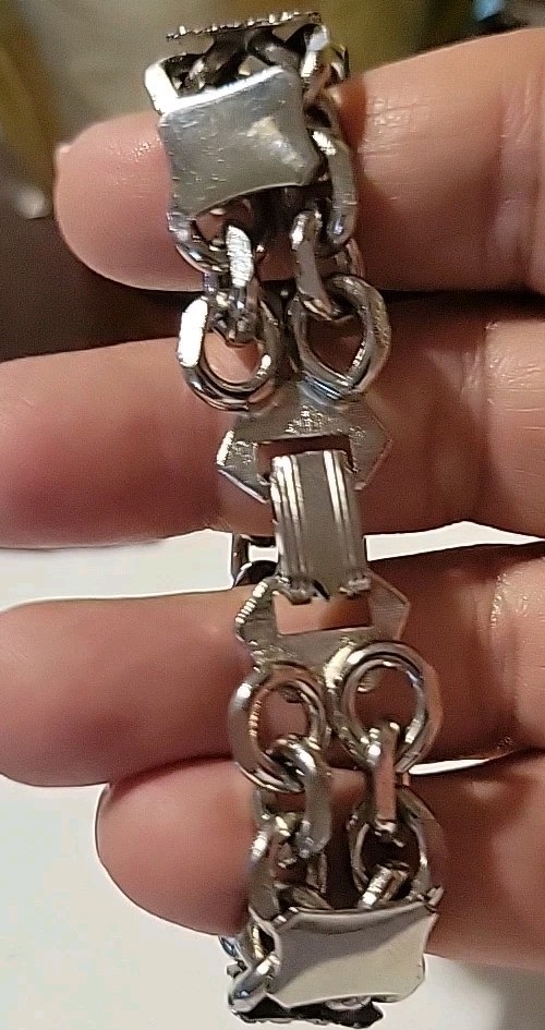 Silvertone Bracelet Texured Squares Link