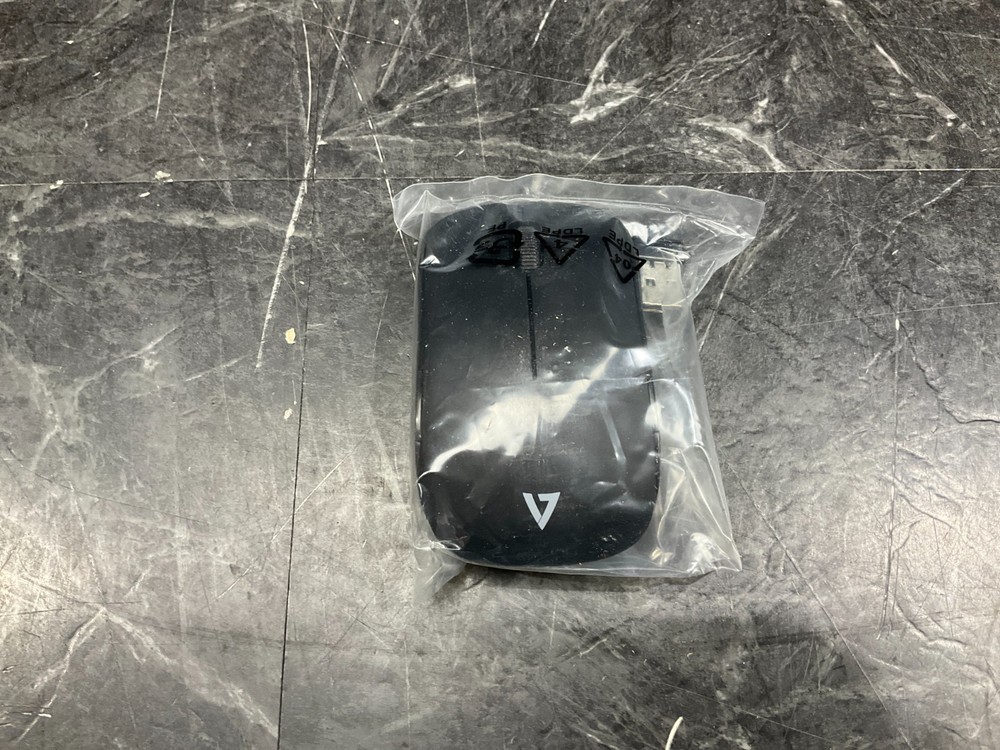 V7 Wireless Keyboard and Mouse Combo CKW100US ❤️️ ✅ ❤️ ✅ ❤️️ ✅ ❤️ NEW!