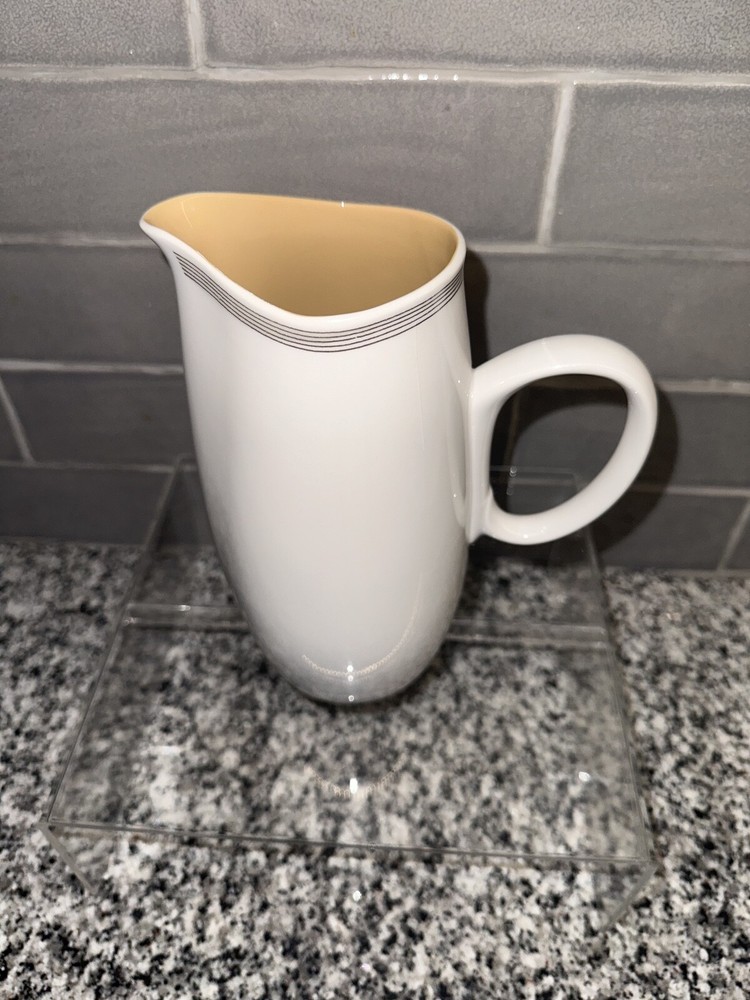 FRANCISCAN PITCHER, FAN TAN WHITESTONE