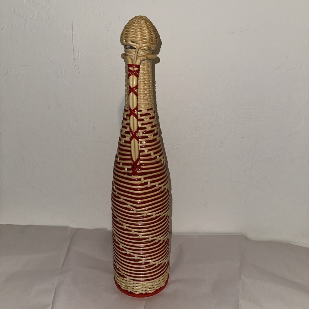 VINTAGE PLASTIC WICKER WRAPPED WINE BOTTLE RED WHITE Spain