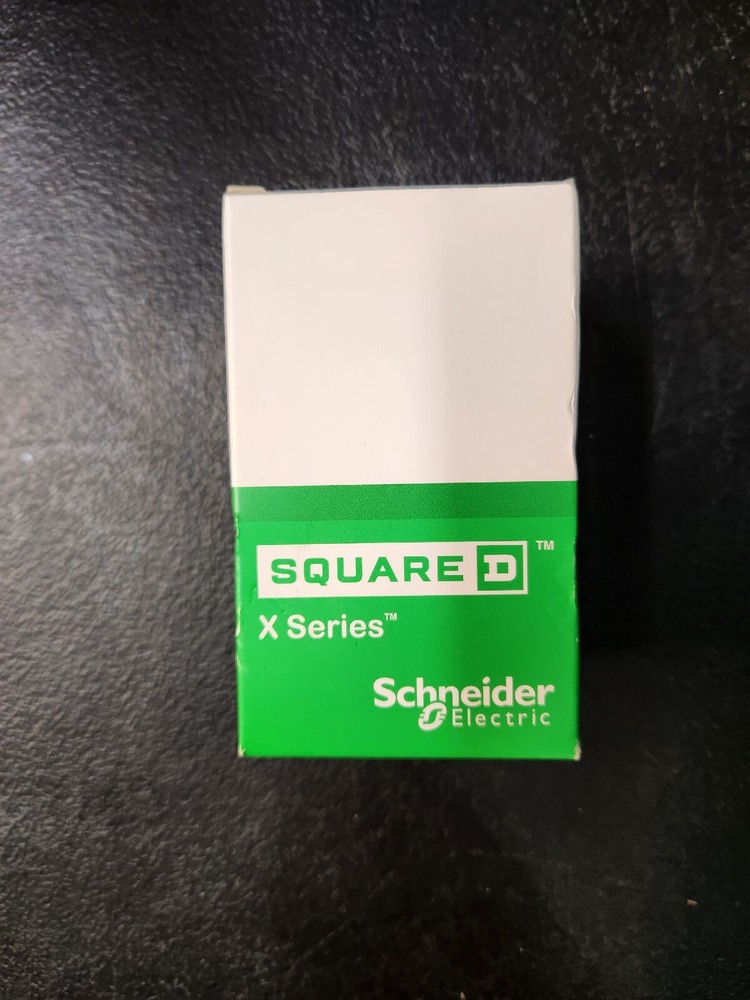 2 Square D Series Single-Pole/3-Way Dimmer Light SQR22603