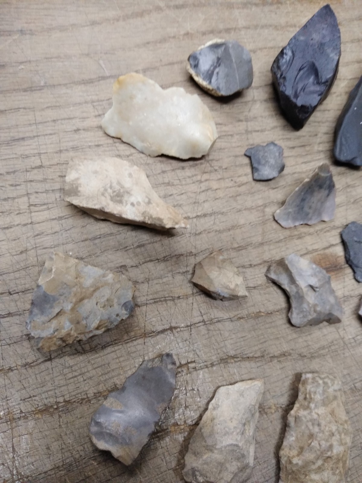 21 Piece Pennsylvania Native American Arrowheads Artifacts Tool Shards Lot