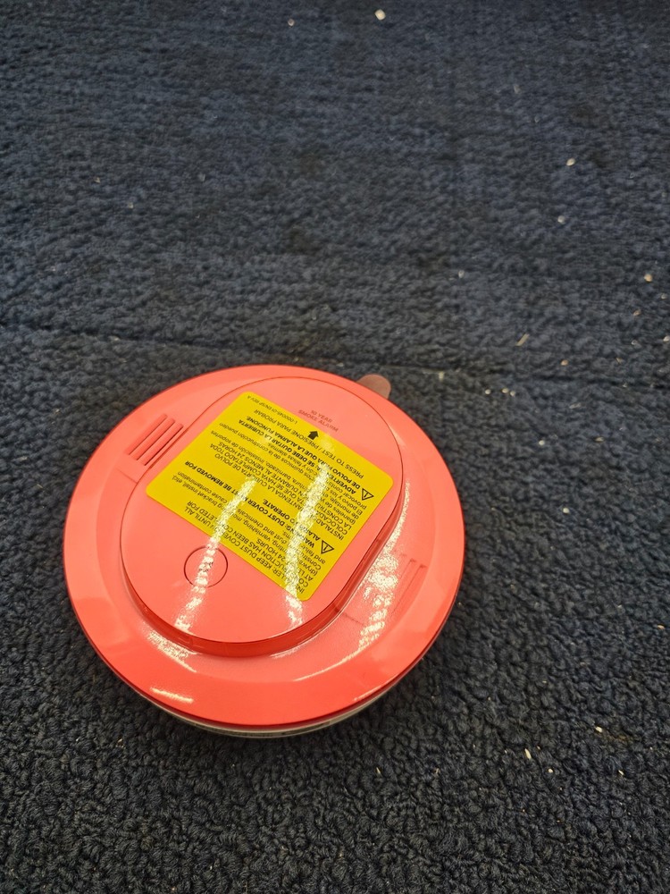 (QTY 2) Kidde 20SD10 Smoke Detector Battery Powered W/ LED Warning Light