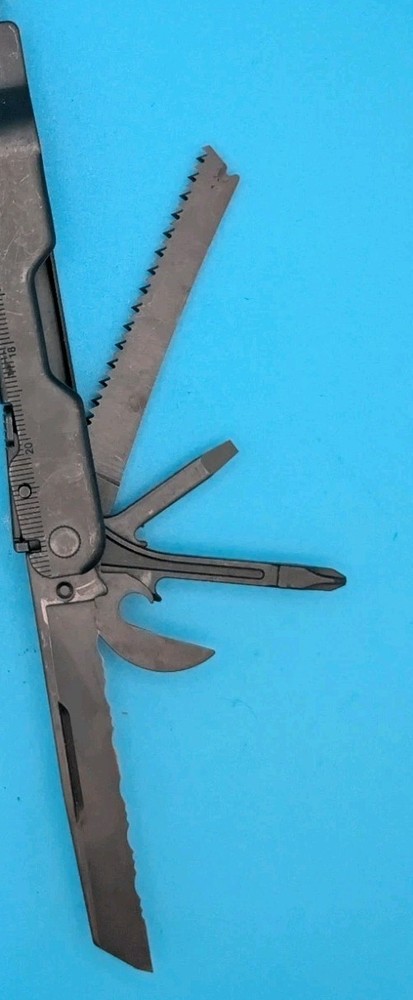 Leatherman Super Tool 300 Multi-tool Pliers! BLACK OXIDE!