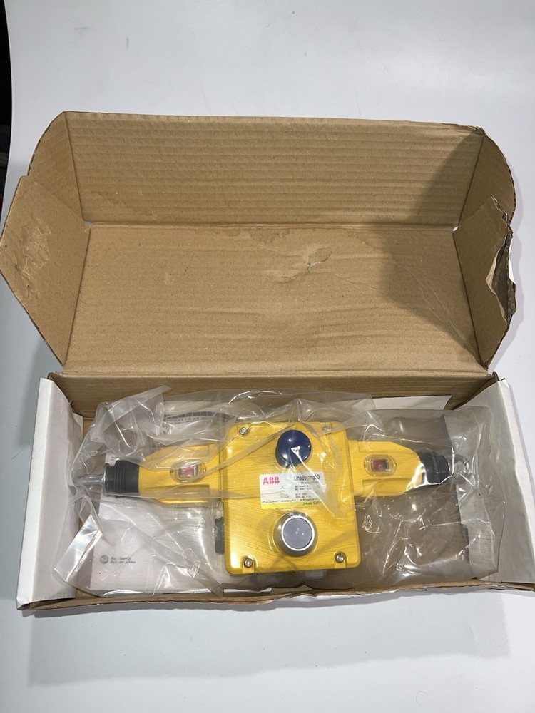 ABB 2TLA050204R1233 DUAL-SIDE E-STOP CABLE PULL SWITCH 120V LED *New In Box*