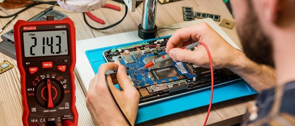 Multimeter 6000 Counts Digital Auto DM501D + Test lead Set