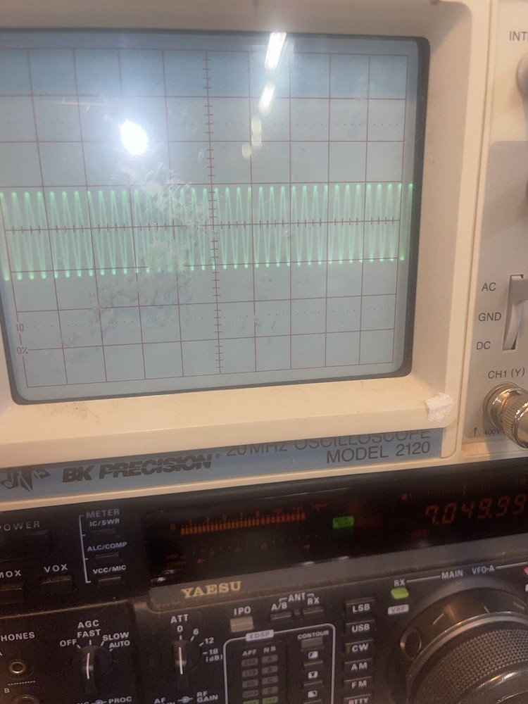 LYSCO 500 Transmaster CW Transmitter Ham Radio Rare Ive Never Seen One