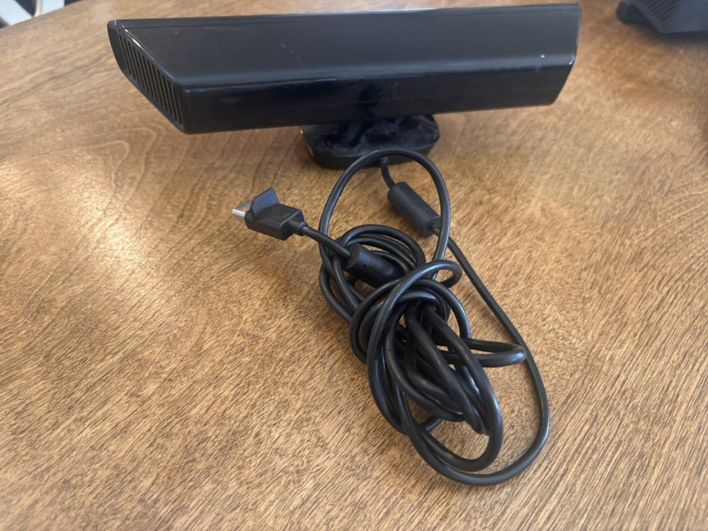 Microsoft 1414 Xbox 360 Kinect Sensor Bar Only - Black