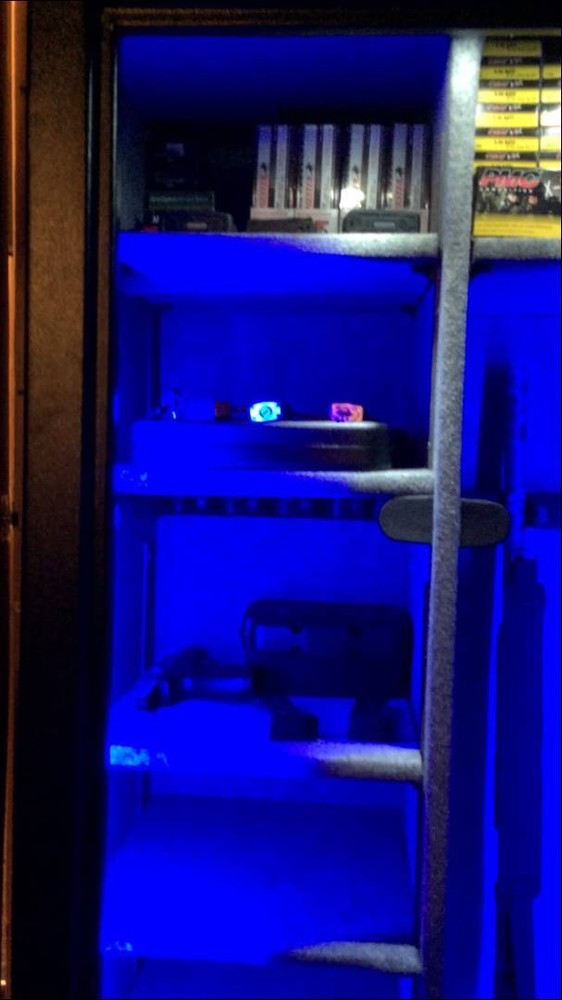 Gun Case / Showcase LED light - all colors with remote