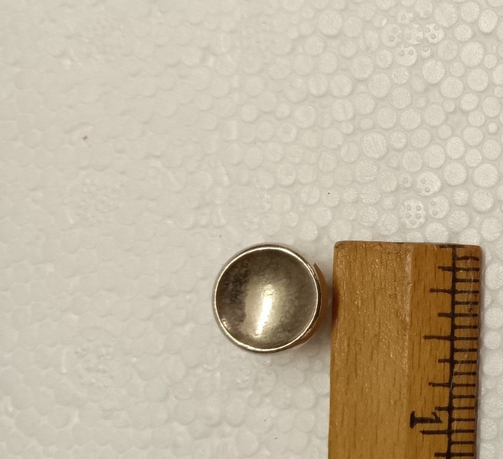 PAIR VINTAGE CHROME 5/8 IN. PLATED ROUND DRAWER OR DOOR KNOBS OR PULLS