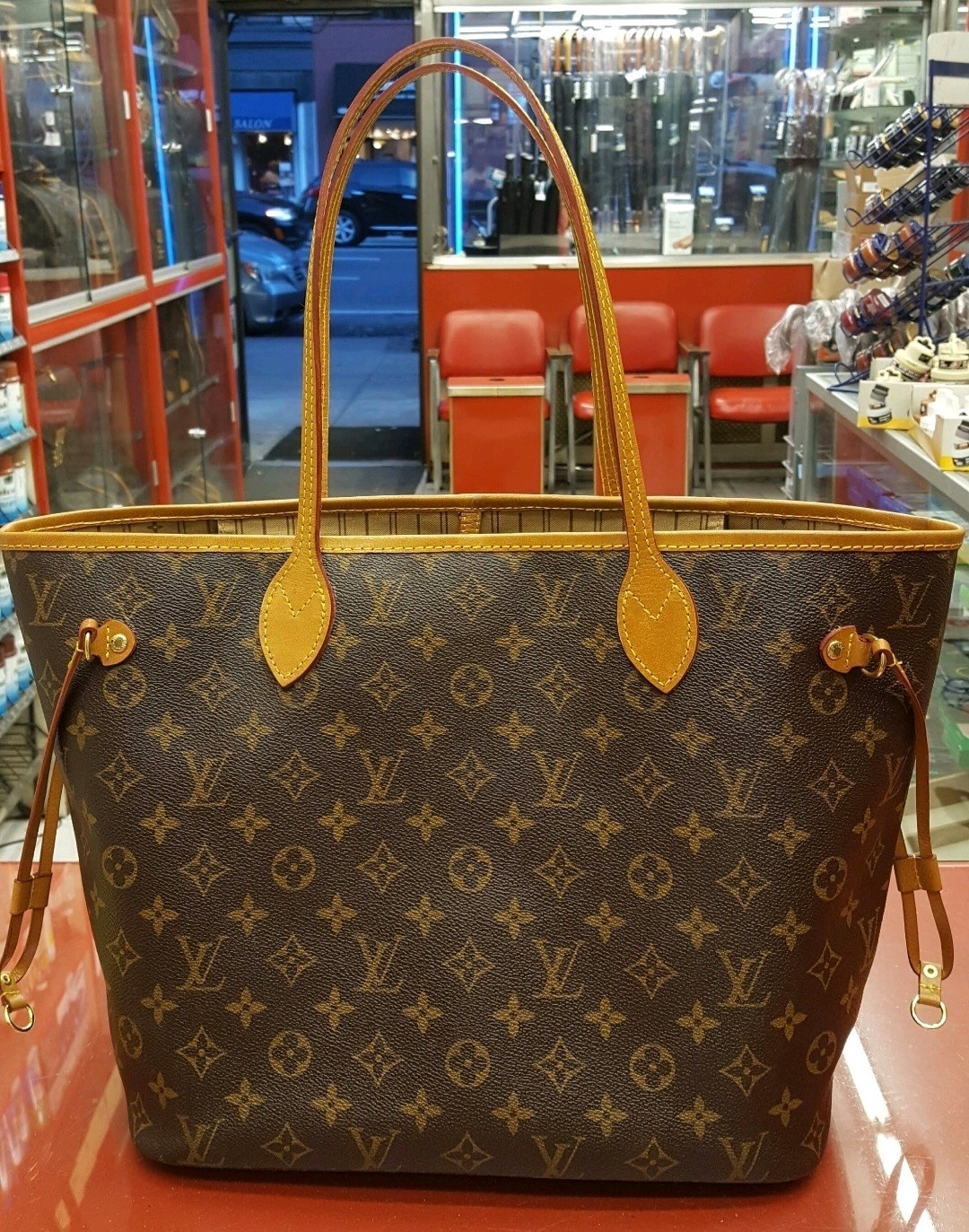 Louis Vuitton Neverfull Pm,Mm, Gm Repair Service.Replacement Of All Leather Trim