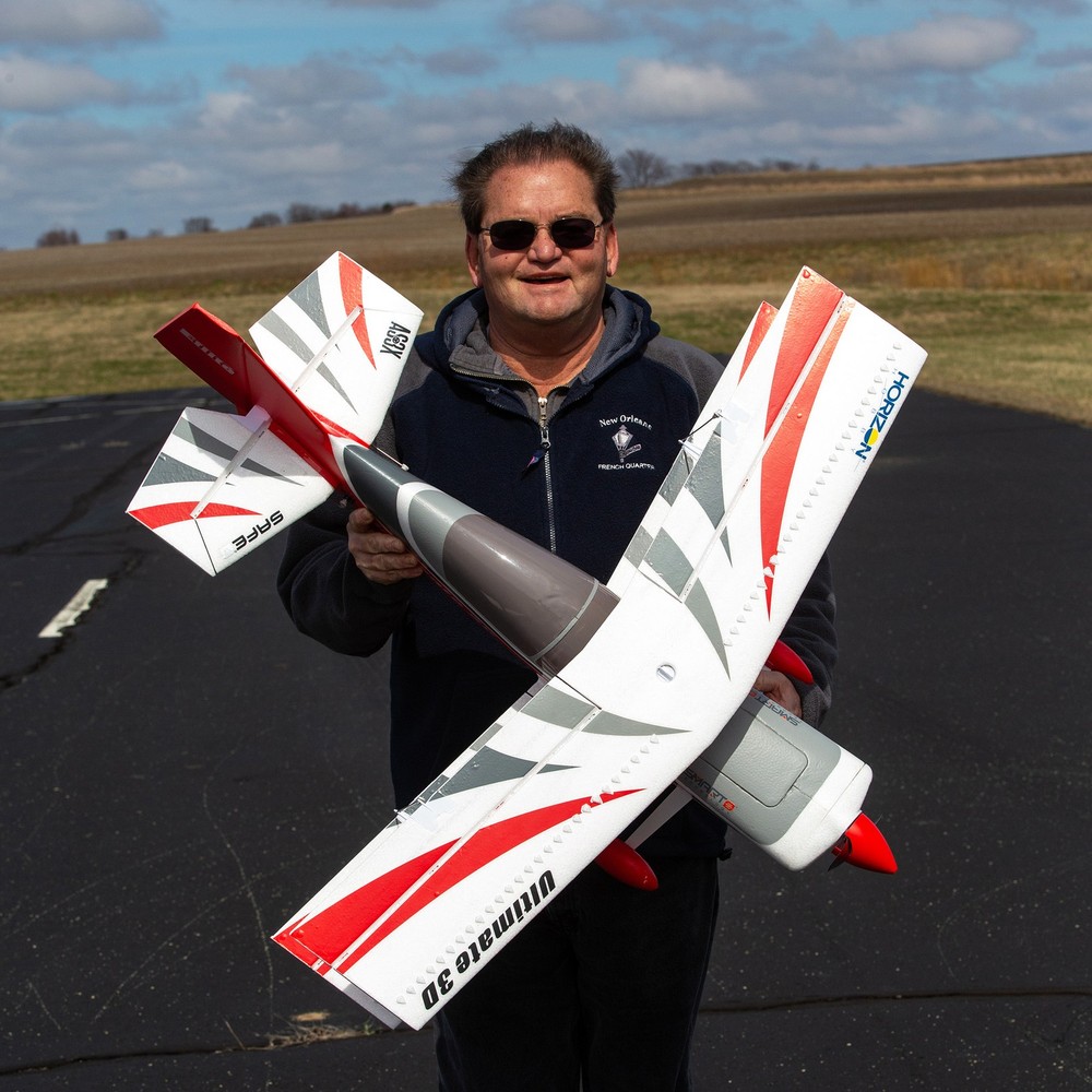 E-flite RC Airplane Ultimate 3D 950mm Smart BNF Basic with AS3X & Safe